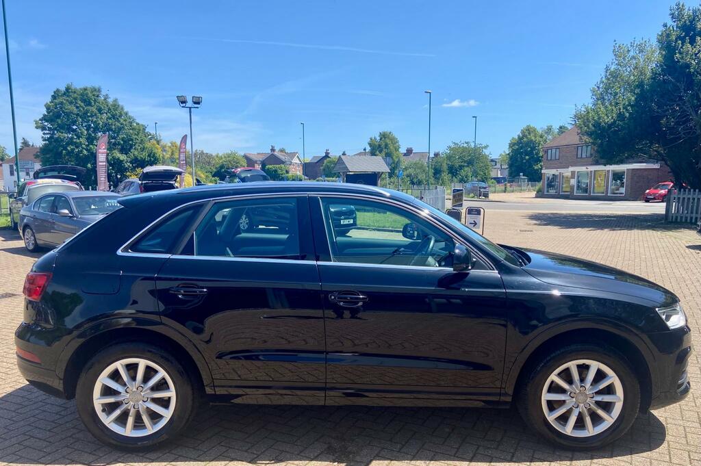 Audi Q3 1.4 Tfsi Cod Se Suv Black #6