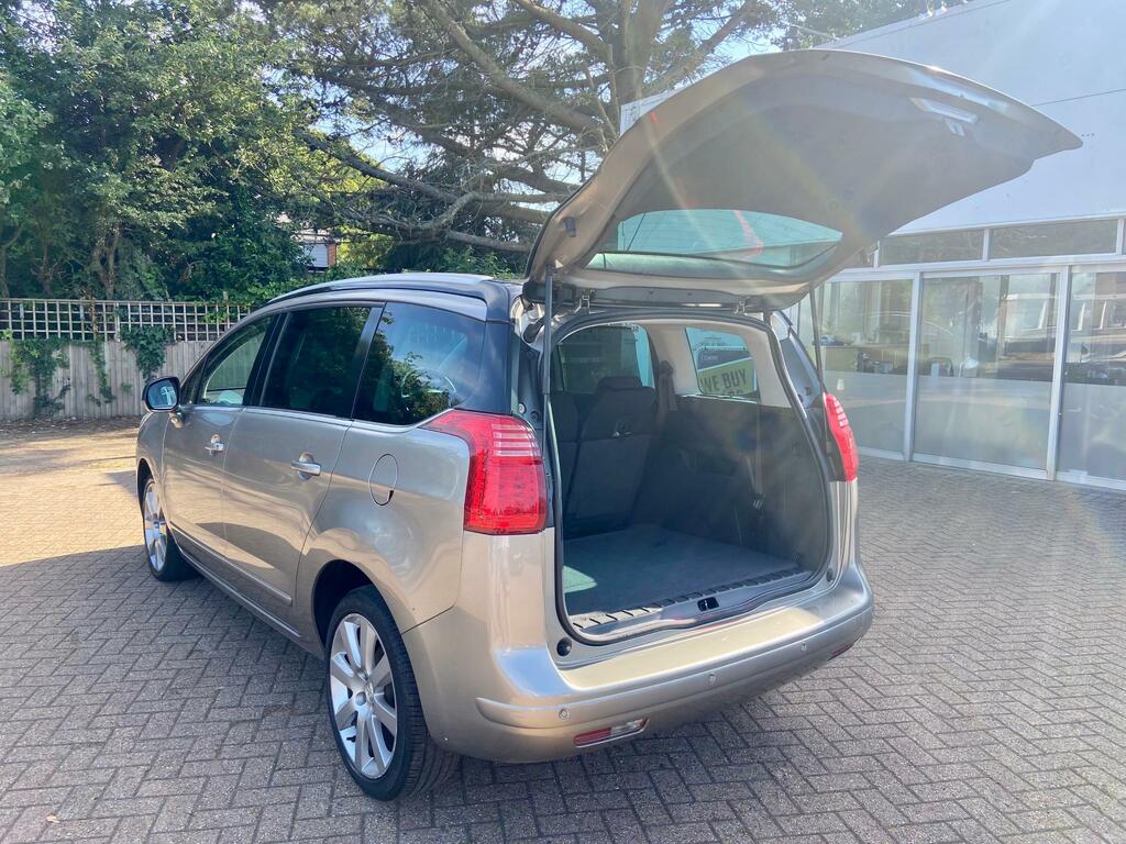 Peugeot 5008 Mpv Grey #12