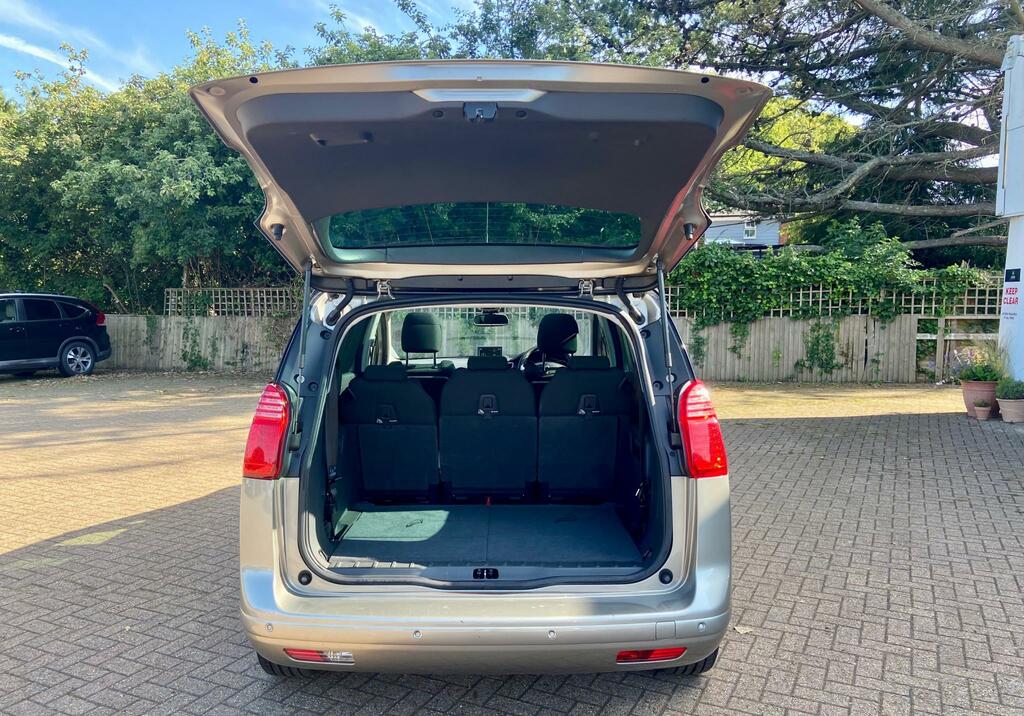 Peugeot 5008 Mpv Grey #11
