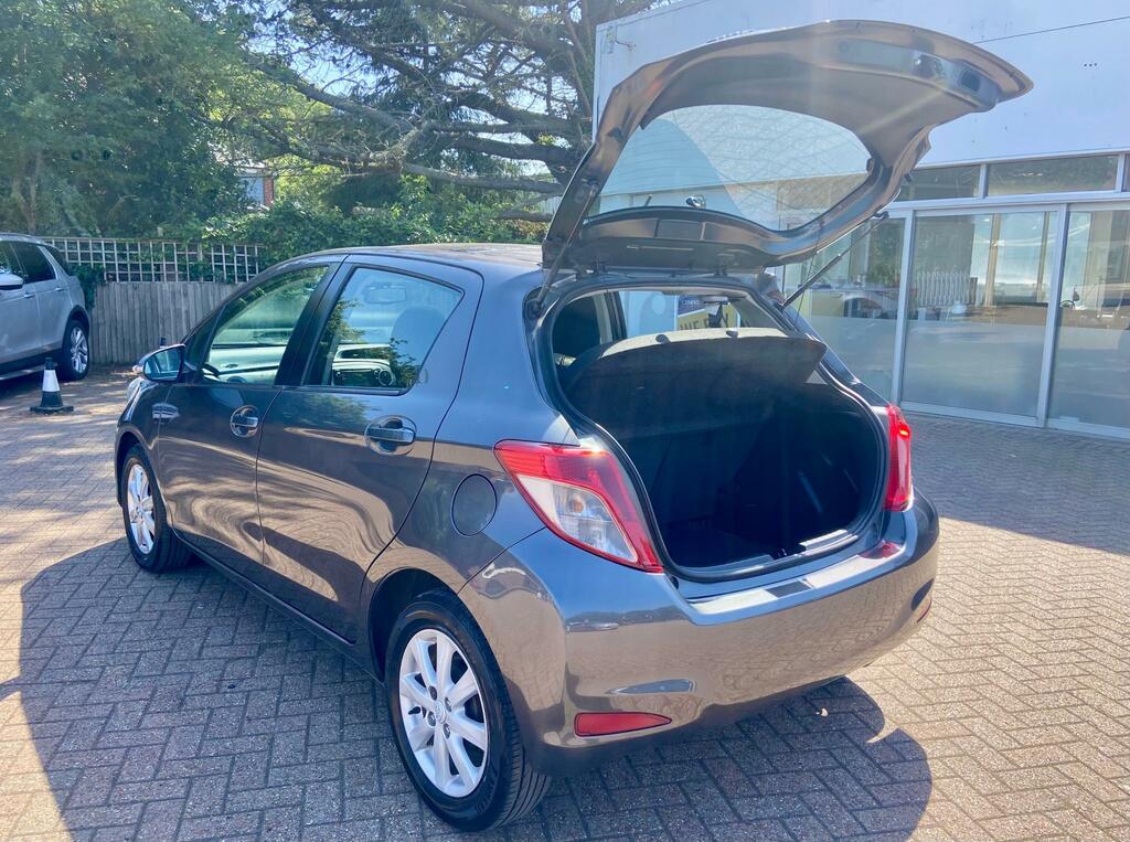 Toyota Yaris  Grey #12