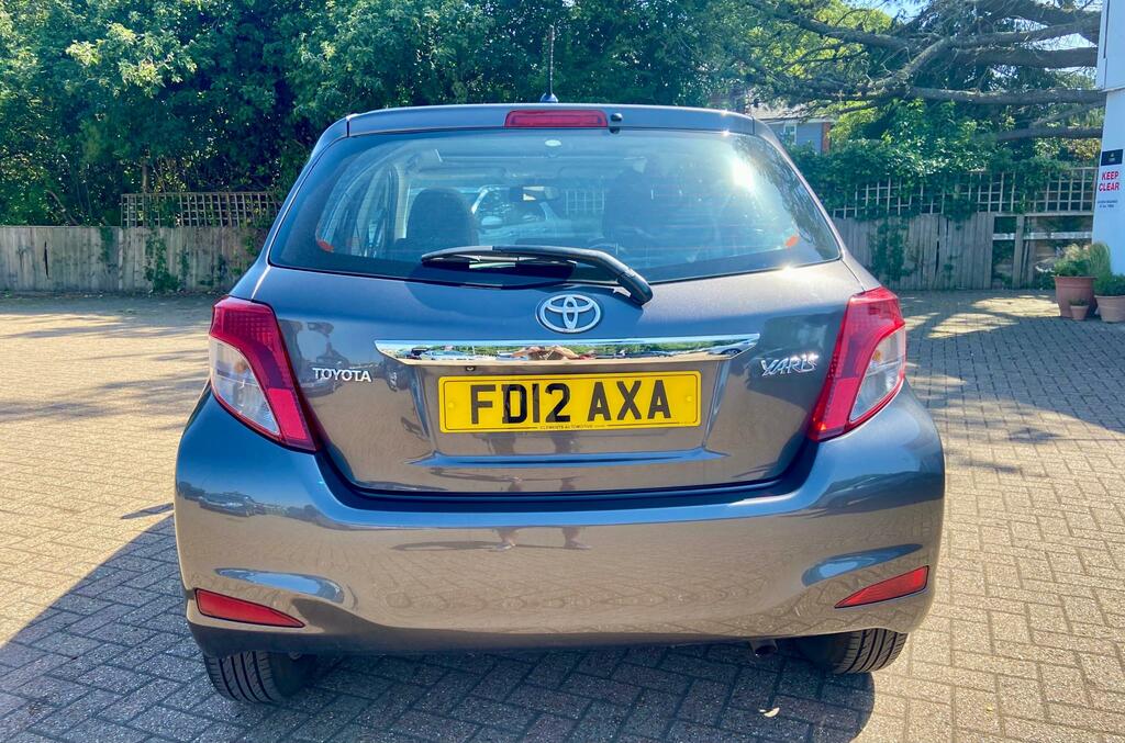 Toyota Yaris  Grey #10