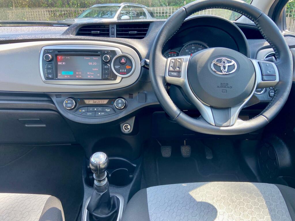 Toyota Yaris  Grey #14