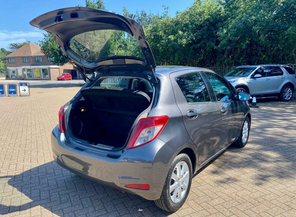 Toyota Yaris  Grey #9