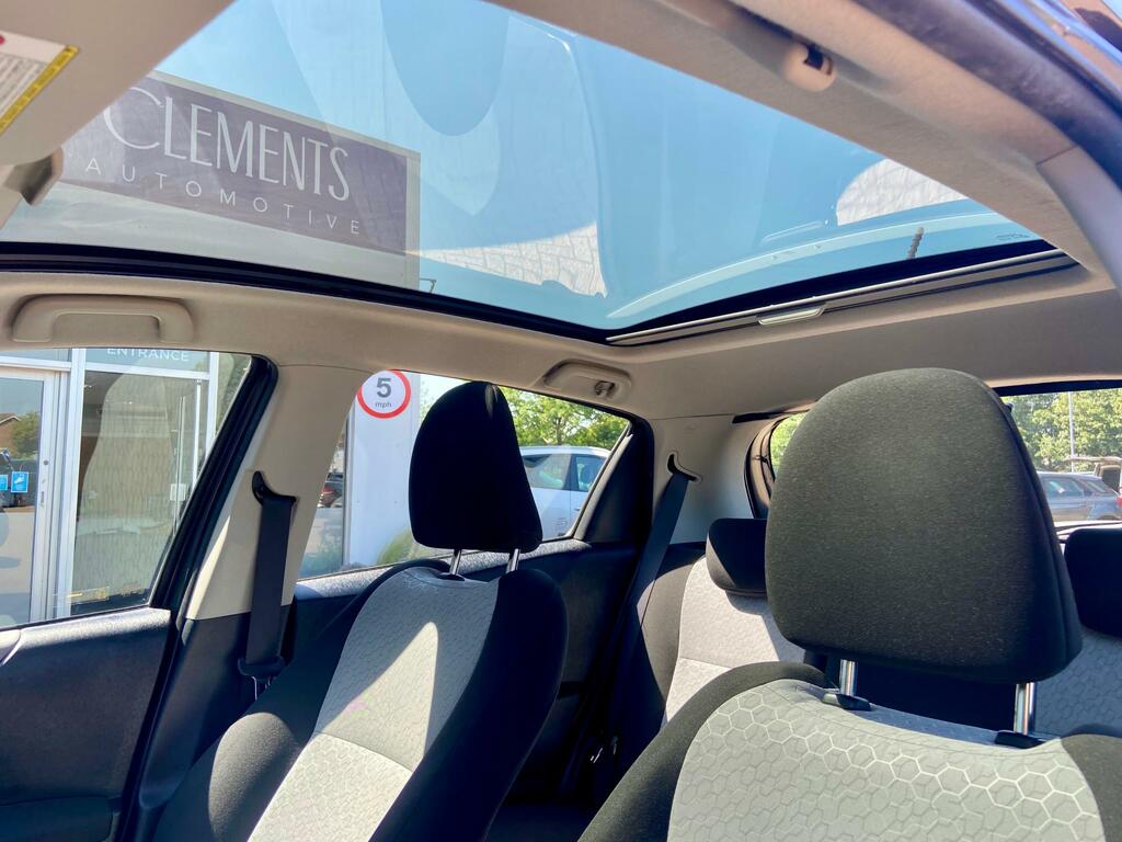 Toyota Yaris  Grey #4