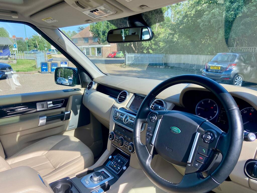 Land Rover Discovery 4 3.0 4 Sdv6 Hse 255 Bhp Gold #16