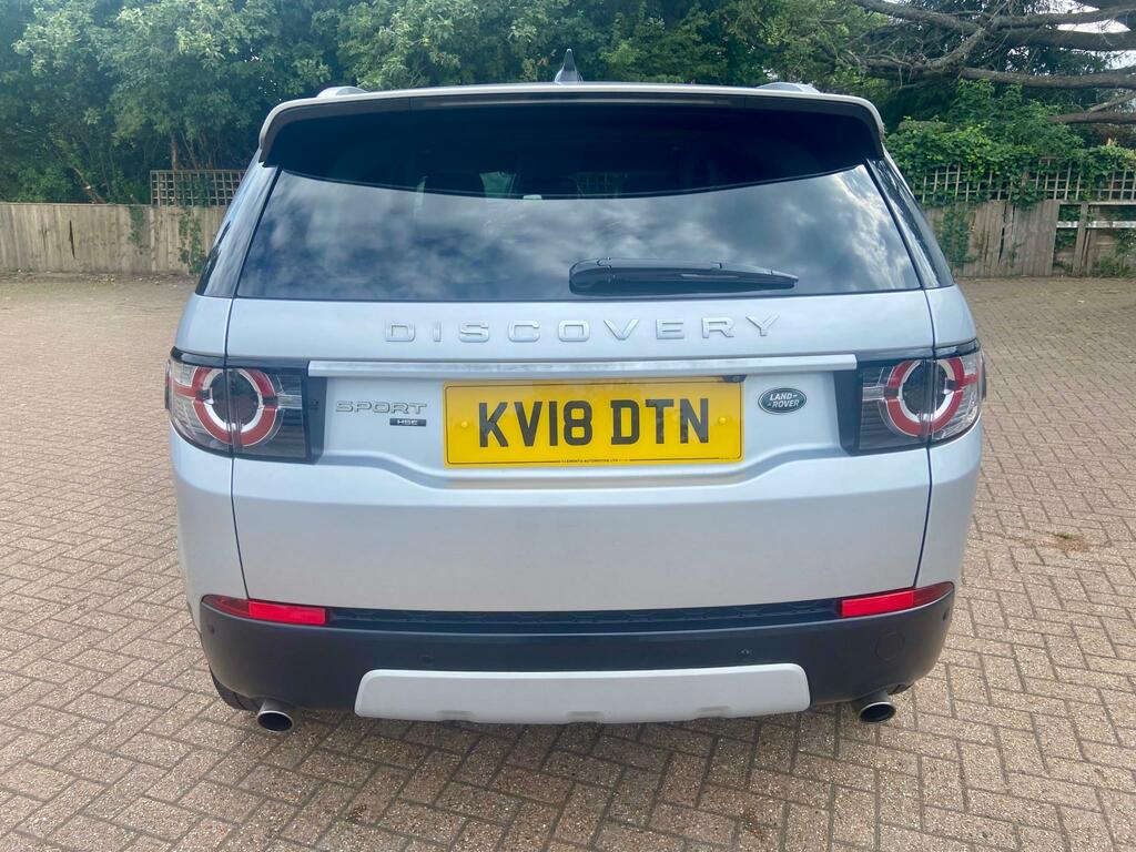 Land Rover Discovery Sport 2L Se Tech White #8