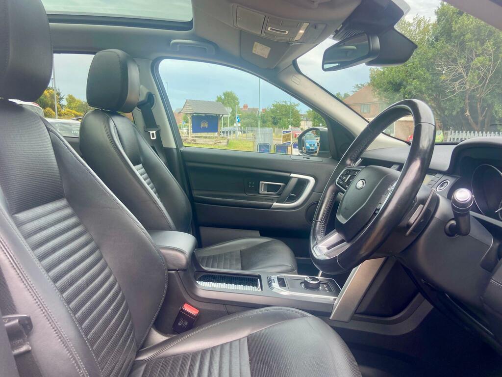 Land Rover Discovery Sport 2L Se Tech White #21