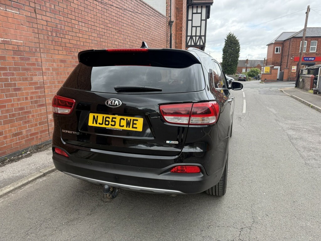 Kia Sorento 2.2 Crdi Kx-4 Black #3