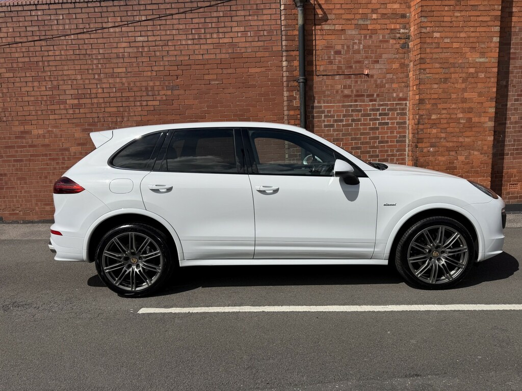 Porsche Cayenne 3.0 Td V6 White #2