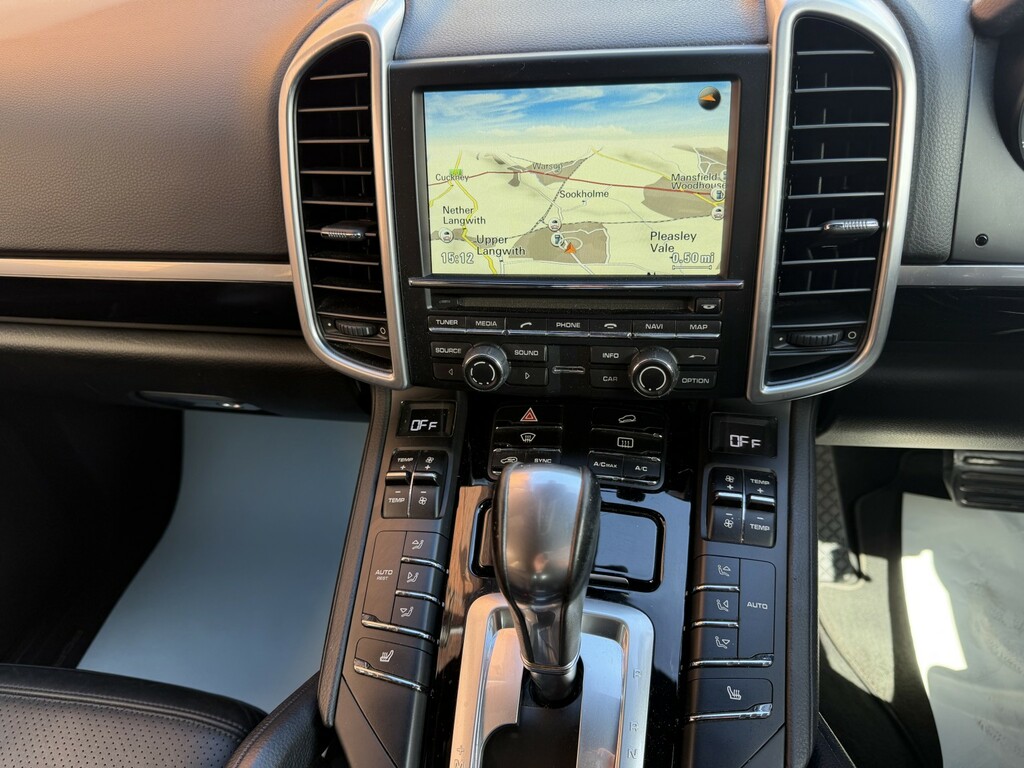 Porsche Cayenne D V6 Platinum Edition Tiptronic S Black #9