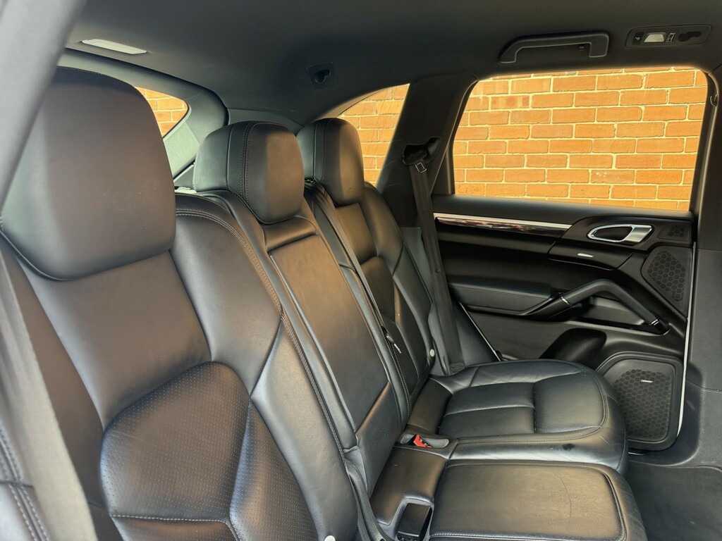 Porsche Cayenne D V6 Platinum Edition Tiptronic S Black #20