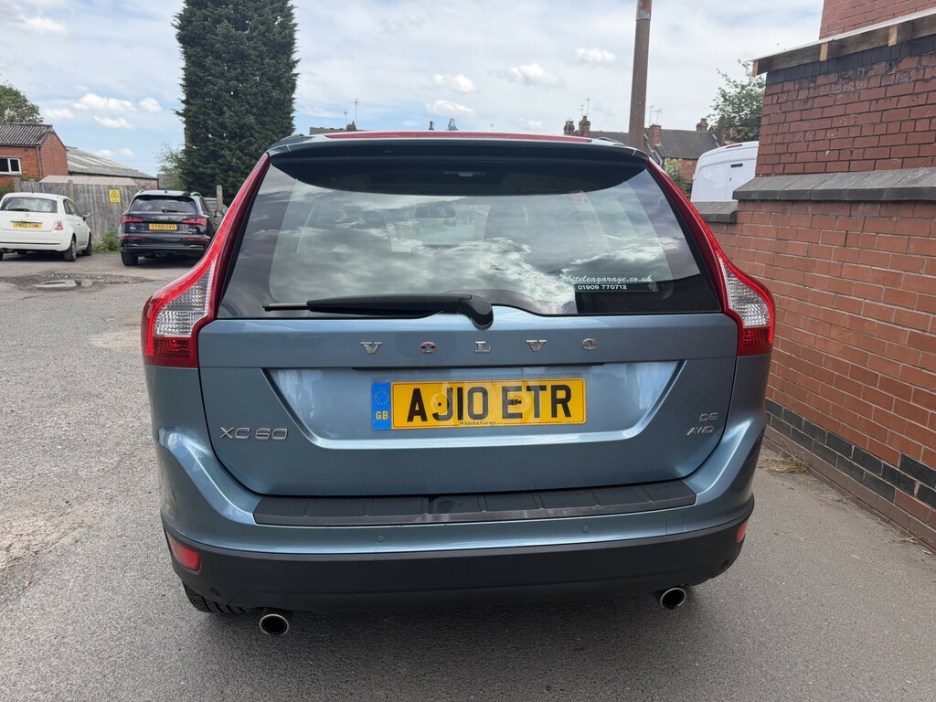 Volvo XC60 2.4D Drive Se Euro 4 Blue #17