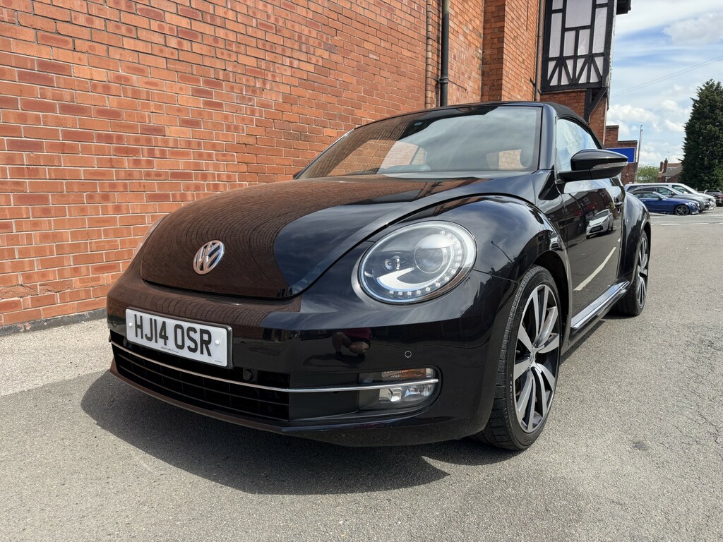 Volkswagen Beetle 2.0 Tdi Sport Black #4