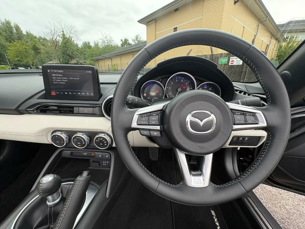 Mazda MX-5 1.5 Skyactiv-g Sport Convertible Blue #32