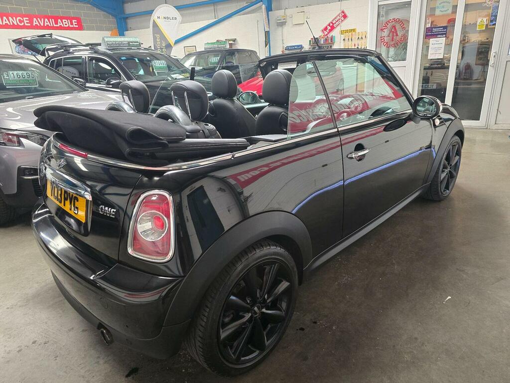 Mini Convertible Convertible 1.6 One Euro 6 201313 YC13PYG Black #3