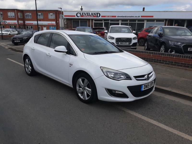 Vauxhall Astra 1.6I 16V Sri White