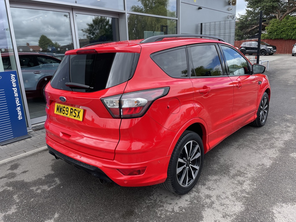 Ford Kuga 1.5 Ecoboost St-line 2Wd MW69RSX Red #6
