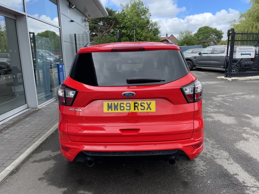 Ford Kuga 1.5 Ecoboost St-line 2Wd MW69RSX Red #5
