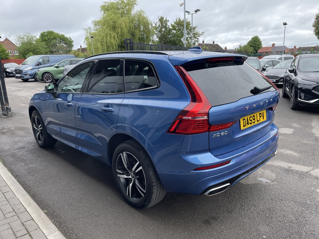 Volvo XC60 2.0 T5 250 R Design Geartronic Blue #4