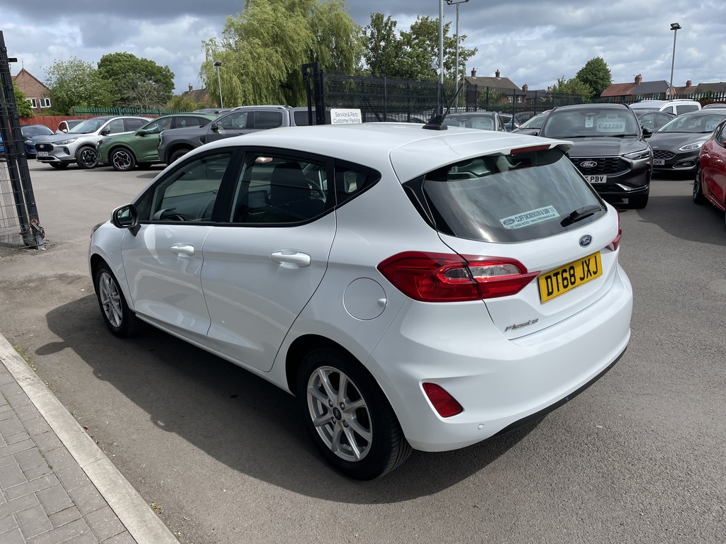 Ford Fiesta 1.0 Ecoboost Zetec Navigation DT68JXJ White #4