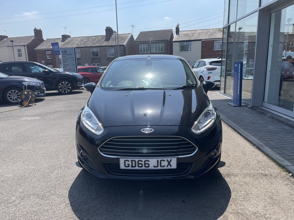 Ford Fiesta 1.0 Ecoboost Titanium Black #2
