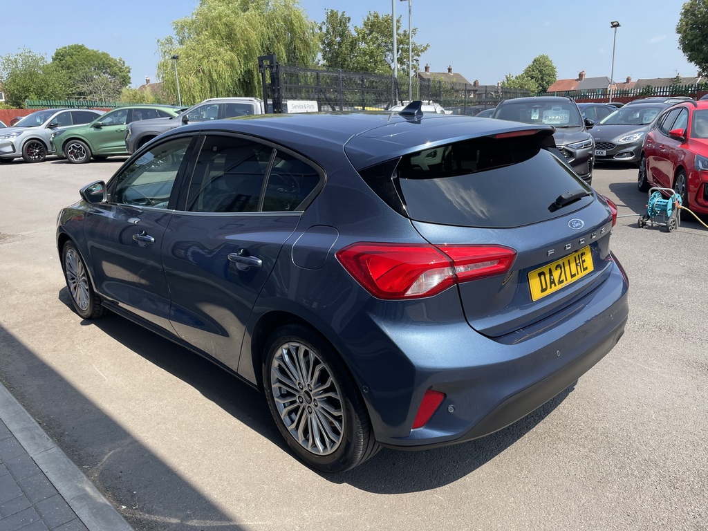 Ford Focus 1.0 Ecoboost Hybrid Mhev 155 Titanium X Ed Blue #4