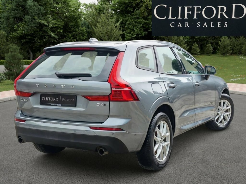 Volvo XC60 2L Momentum Pro LT67URK Grey #3
