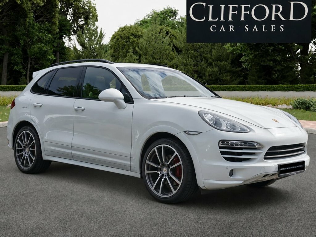 Porsche Cayenne 3L Null YB12SXH White #4
