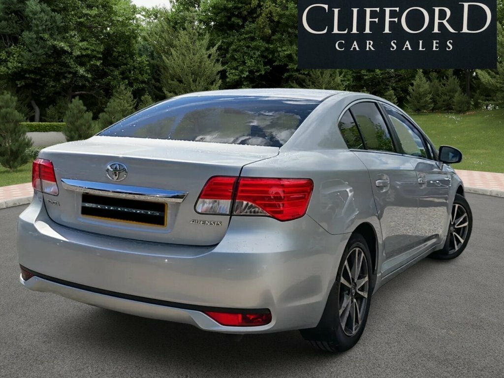 Toyota Avensis 2L Tr FP12LTY Silver #4