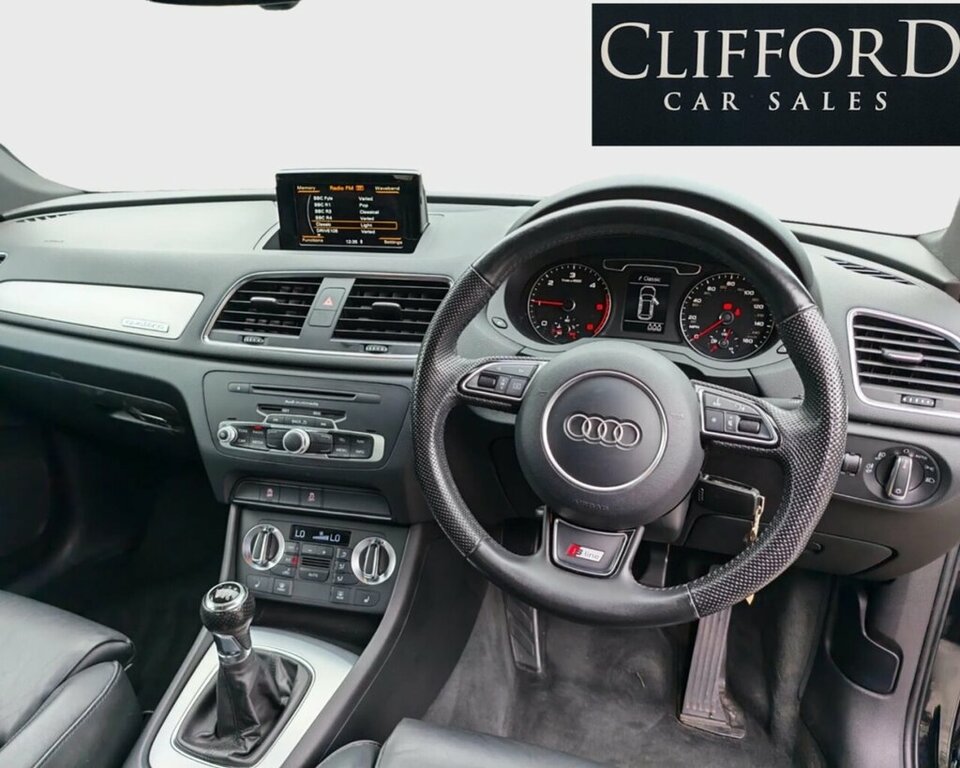 Audi Q3 2L S Line BN64HZK Black #5