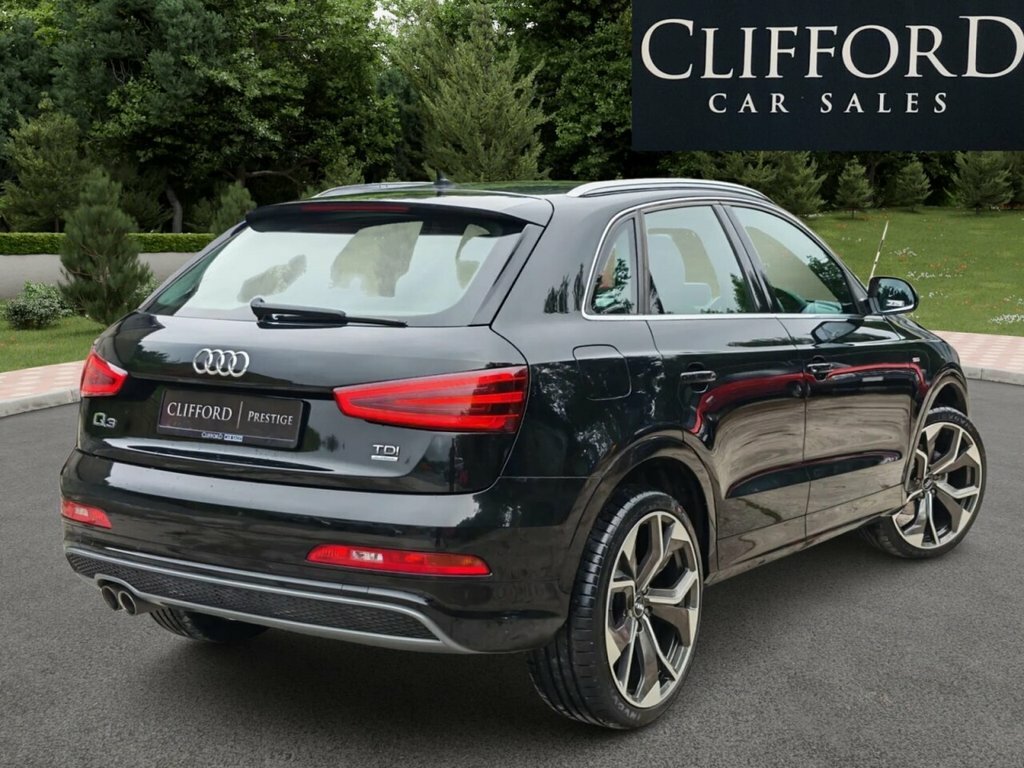 Audi Q3 2L S Line BN64HZK Black #4