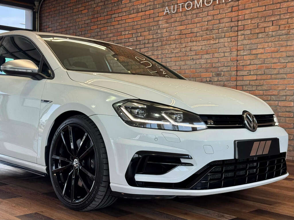 Volkswagen Golf 2.0 Golf R Tsi 4Motion 4Wd White #2