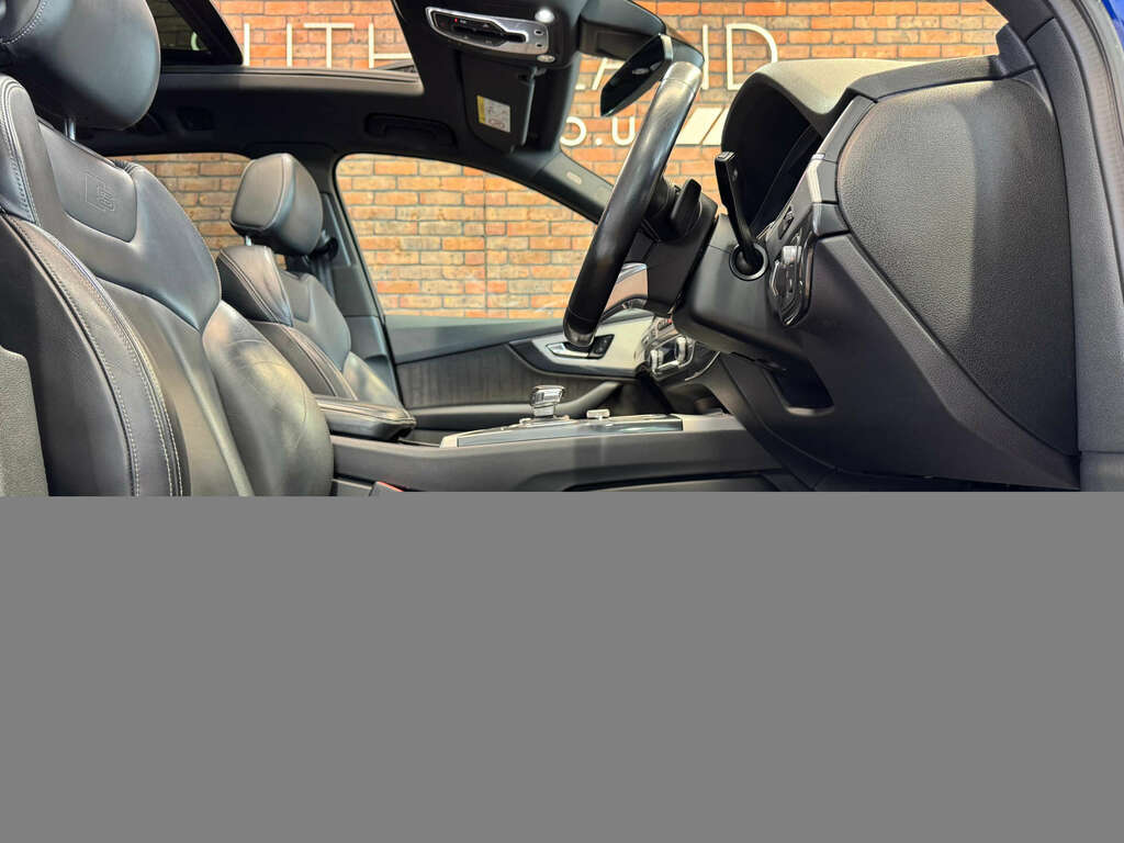 Audi SQ7 Suv Grey #23