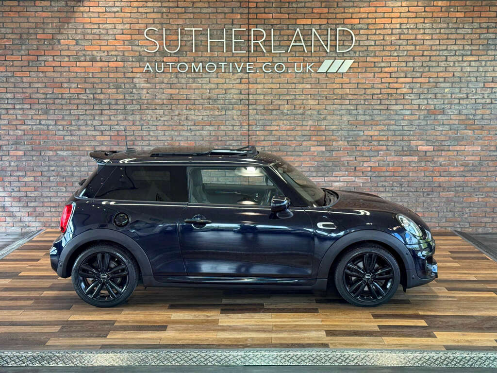 Mini Hatch 2.0 Cooper S Sport Black #2