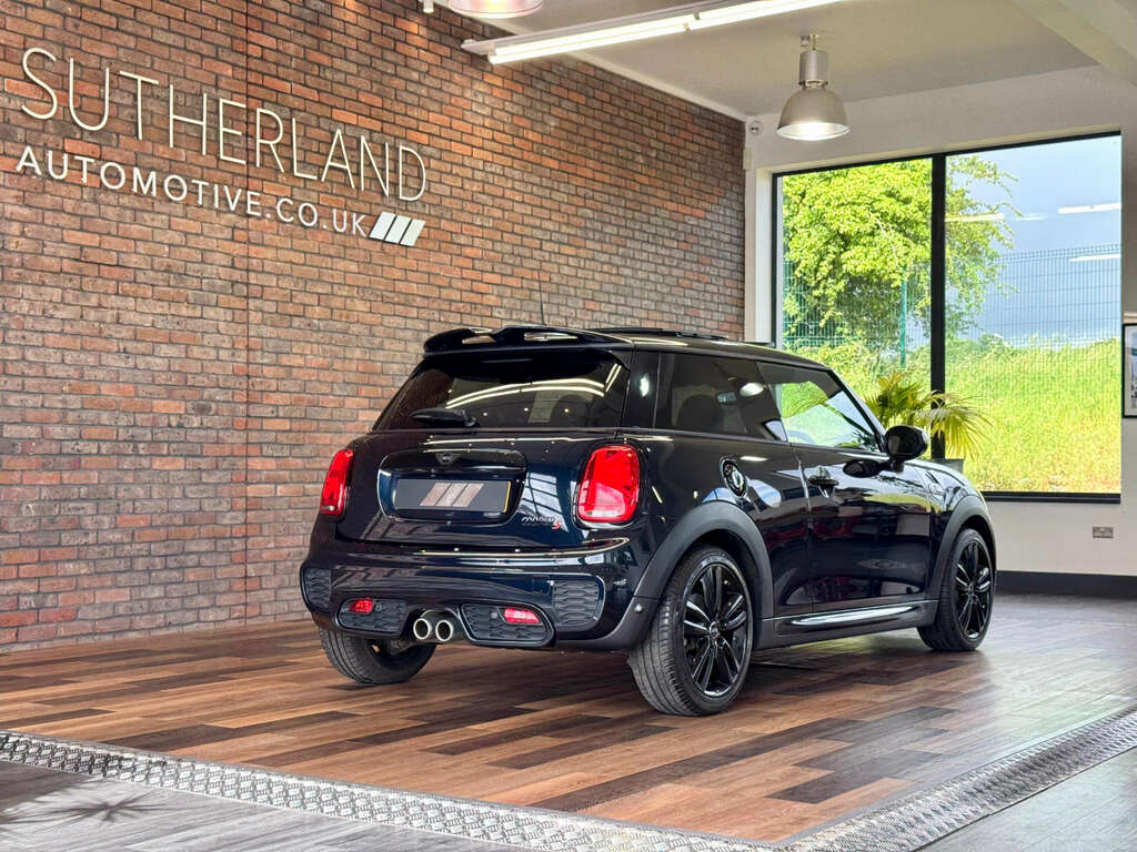 Mini Hatch 2.0 Cooper S Sport Black #4