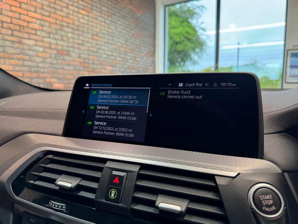 BMW X4  Red #18