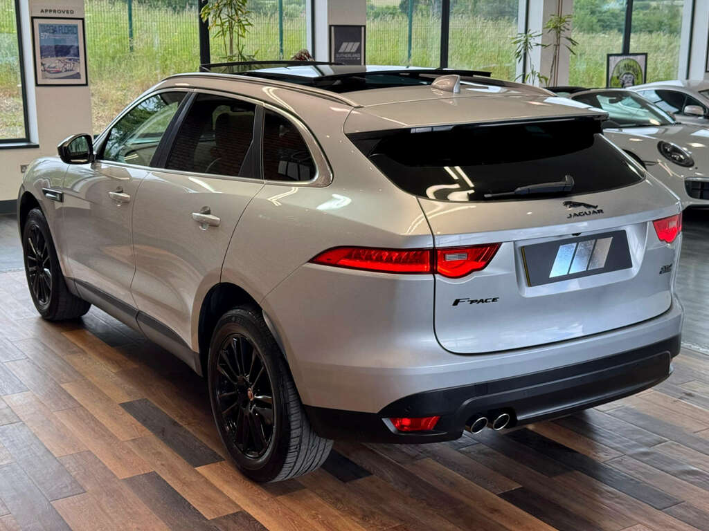 Jaguar F-Pace 2.0 F-pace Portfolio Awd D 4Wd Silver #6