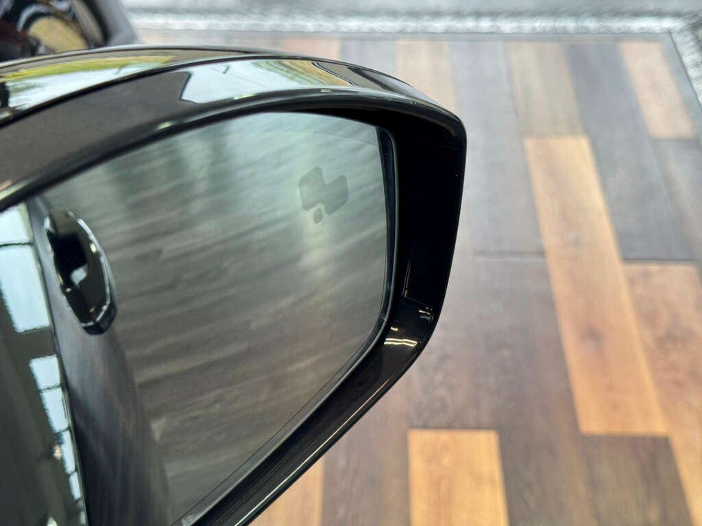 Jaguar E-Pace 2.0 E-pace R-dynamic Se Black D Mhev Awd 4Wd Black #6