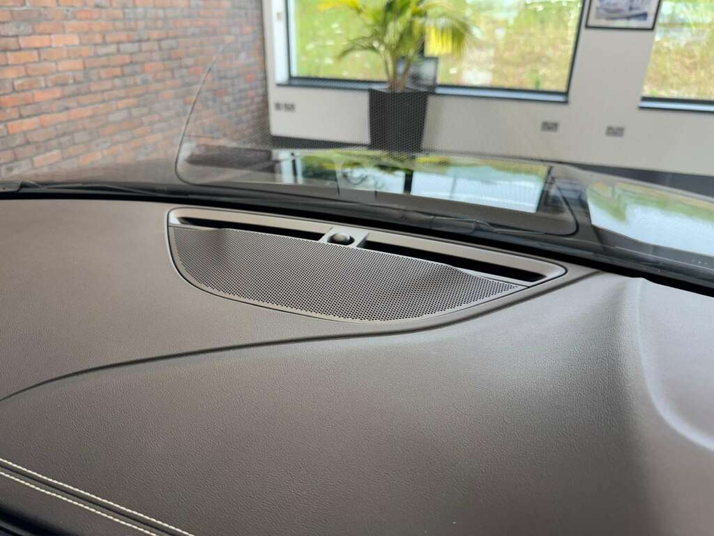 Jaguar E-Pace 1.5 P300e R-dynamic Hse Black Estate Grey #14