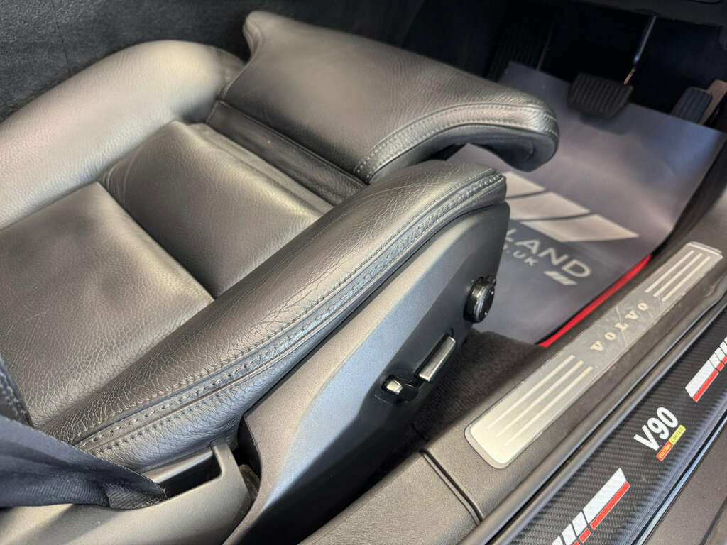 Volvo V90 Cross Country D5 Awd Plus Blue #13