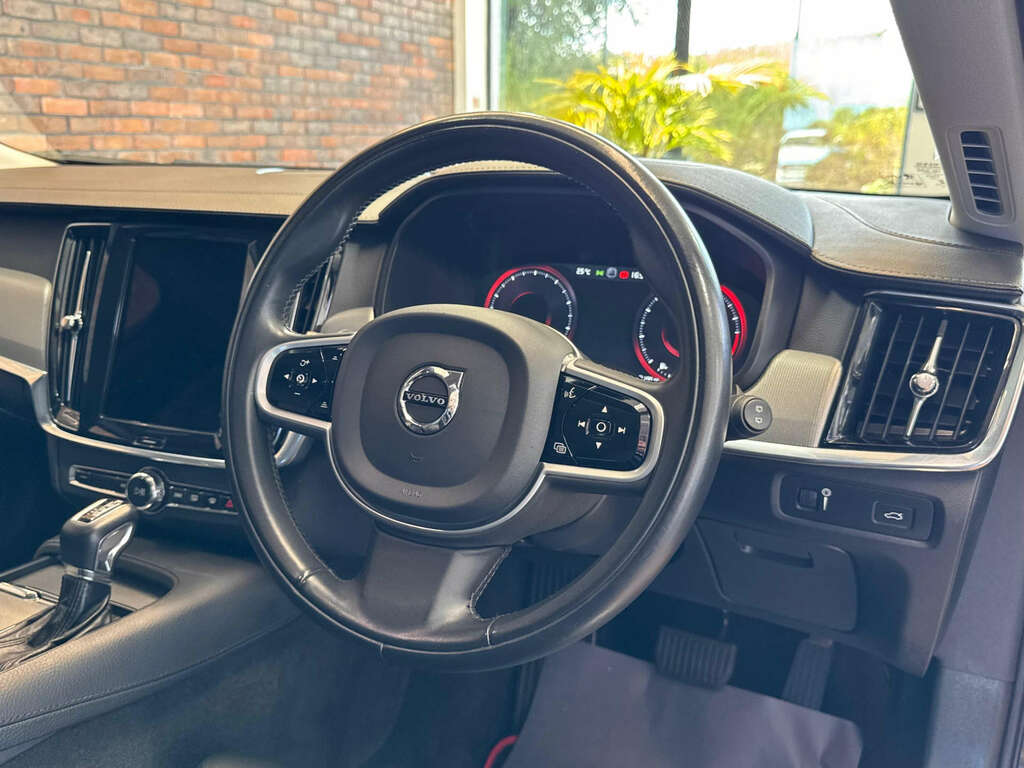 Volvo V90 Cross Country D5 Awd Plus Blue #29