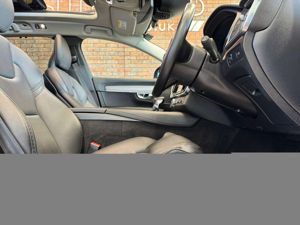 Volvo V90 Cross Country D5 Awd Plus Blue #14