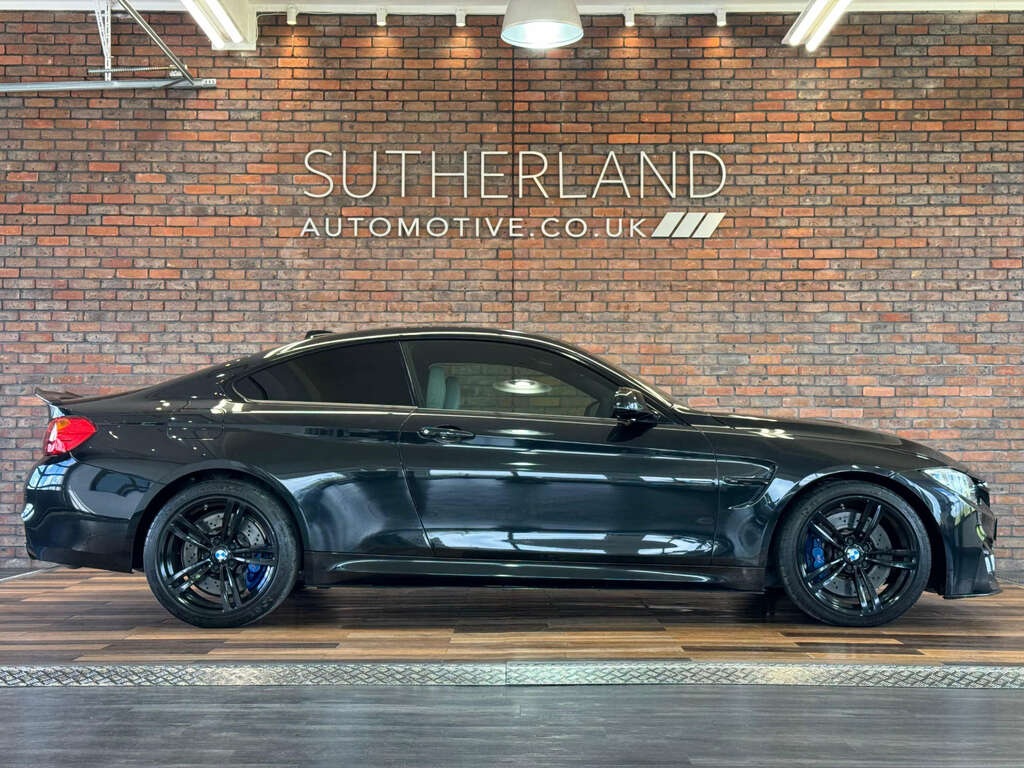 BMW M4 3.0 M4 Black