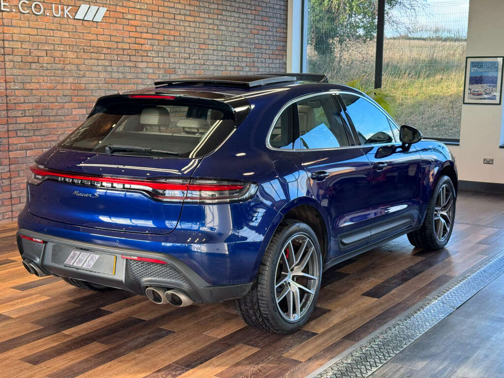 Porsche Macan For Sale In Little Gaddesden Black #13