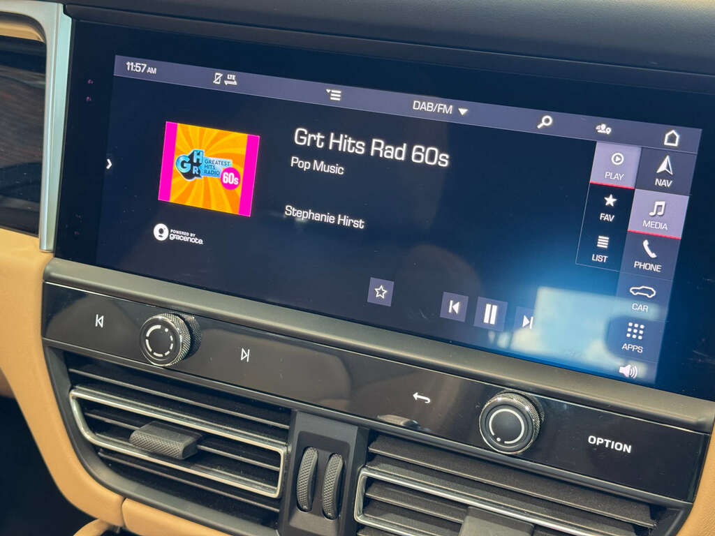 Porsche Macan For Sale In Little Gaddesden Black #40