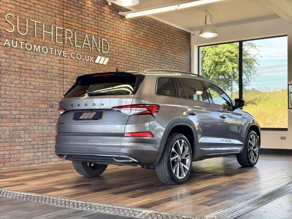 Skoda Kodiaq 1.5 Kodiaq Sportline Tsi Grey #5
