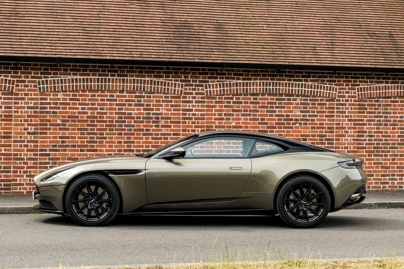 Aston Martin DB11 Volante Black #14
