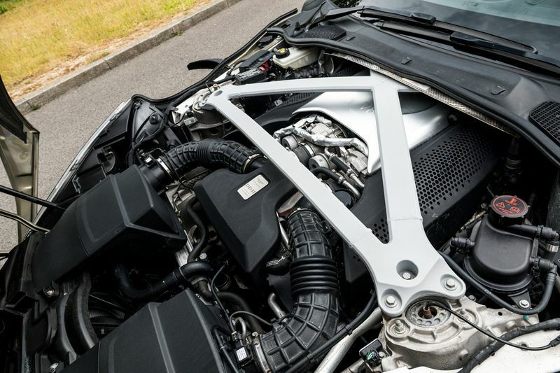 Aston Martin DB11 Volante Black #38