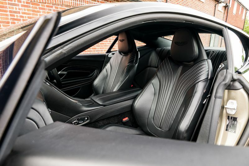Aston Martin DB11 Volante Black #59