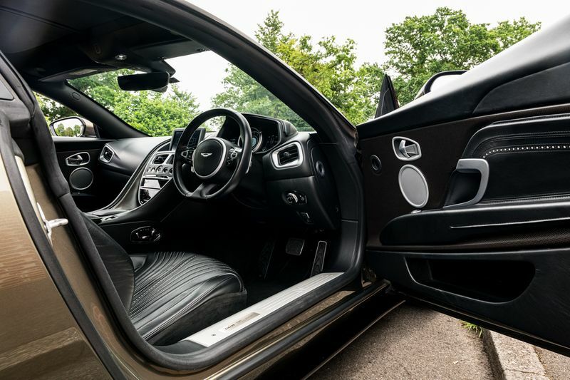 Aston Martin DB11 Volante Black #52